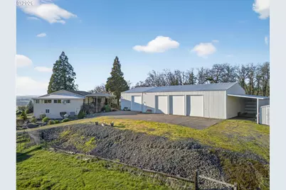 10685 Oak Dr SE, Salem, OR 97306 - Photo 3