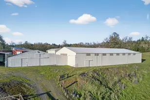 10685 Oak Dr SE, Salem, OR 97306 - Photo 39