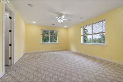 34394 Deerwood Dr, Eugene, OR 97405 - Photo 27