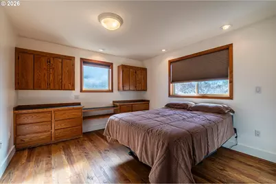 322 5th Ave, Coos Bay, OR 97420 - Photo 19