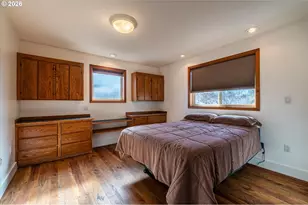 322 5th Ave, Coos Bay, OR 97420 - Photo 19