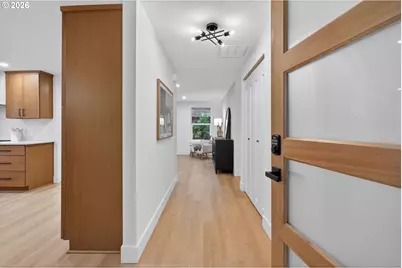 18550 Timbergrove Ct, Lake Oswego, OR 97035 - Photo 5