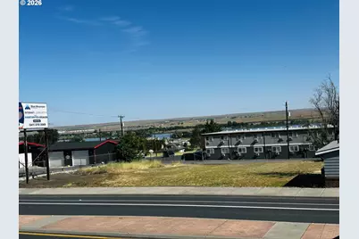 6th St, Umatilla, OR 97882 - Photo 1