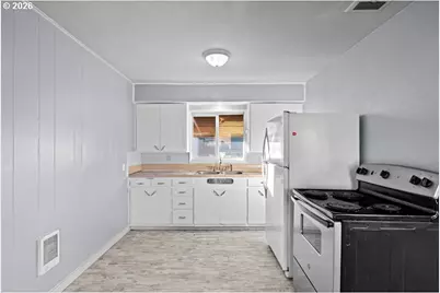 2820 19th Ave, Forest Grove, OR 97116 - Photo 11