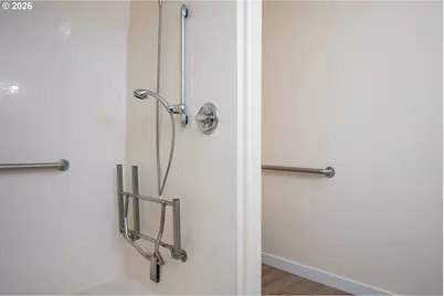 665 SE 197th Ave, Portland, OR 97233 - Photo 15