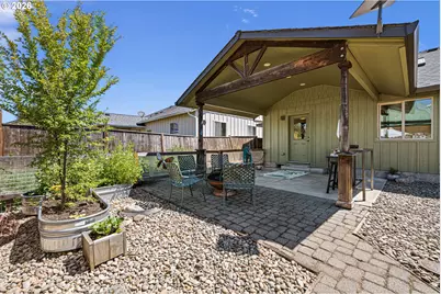 1373 Creswood Dr, Creswell, OR 97426 - Photo 37
