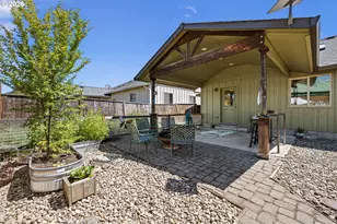 1373 Creswood Dr, Creswell, OR 97426 - Photo 37