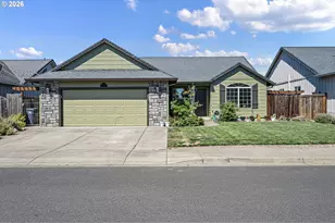 1373 Creswood Dr, Creswell, OR 97426 - Photo 1