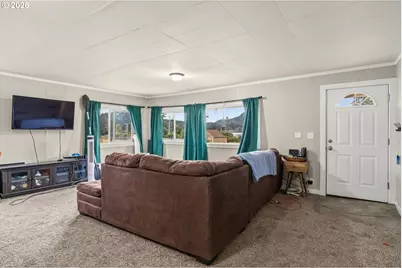 39094 Dexter Rd, Dexter, OR 97431 - Photo 3