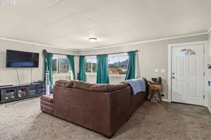 39094 Dexter Rd, Dexter, OR 97431 - Photo 3
