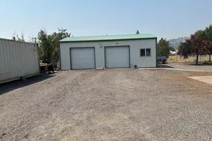 160 S 17th St, Elgin, OR 97827 - Photo 5