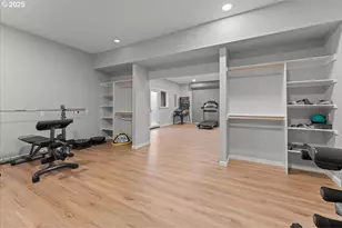 3252 S Mount Kuebler Dr, Salem, OR 97302 - Photo 29