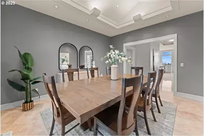 3252 S Mount Kuebler Dr, Salem, OR 97302 - Photo 9