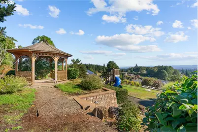 3252 S Mount Kuebler Dr, Salem, OR 97302 - Photo 41