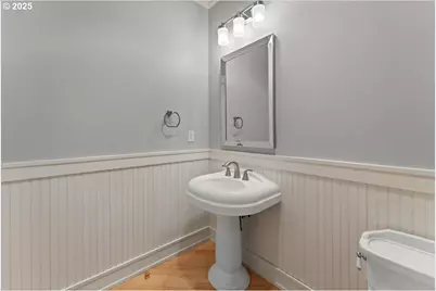 3252 S Mount Kuebler Dr, Salem, OR 97302 - Photo 15