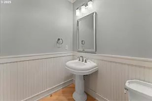 3252 S Mount Kuebler Dr, Salem, OR 97302 - Photo 15