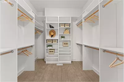 3252 S Mount Kuebler Dr, Salem, OR 97302 - Photo 19