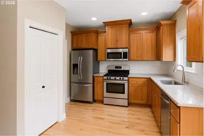 114 Muirfield Ct SE, Salem, OR 97306 - Photo 13