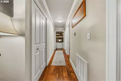 821 SE Mosher Ave, Roseburg, OR 97470 - Photo 15