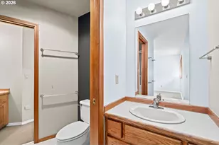 6011 SW Knightsbridge Dr, Portland, OR 97219 - Photo 31