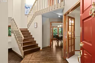 6011 SW Knightsbridge Dr, Portland, OR 97219 - Photo 3