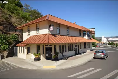 908 E 2nd St, The Dalles, OR 97058 - Photo 35