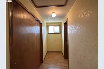 162 Spicer St, Elkton, OR 97436 - Photo 27