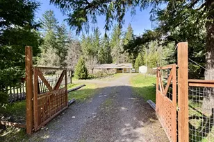 55433 McKenzie Hwy, Blue River, OR 97413 - Photo 37