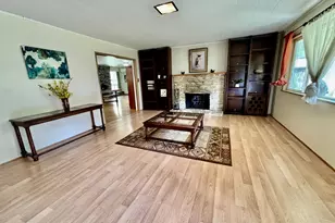 55433 McKenzie Hwy, Blue River, OR 97413 - Photo 13