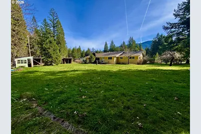 55433 McKenzie Hwy, Blue River, OR 97413 - Photo 35