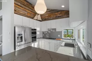 355 Promontory Ln, Oceanside, OR 97134 - Photo 11