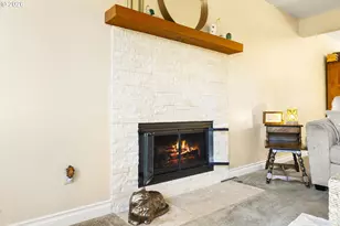 165 SW 9th Ave, Canby, OR 97013 - Photo 9