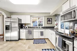 165 SW 9th Ave, Canby, OR 97013 - Photo 15