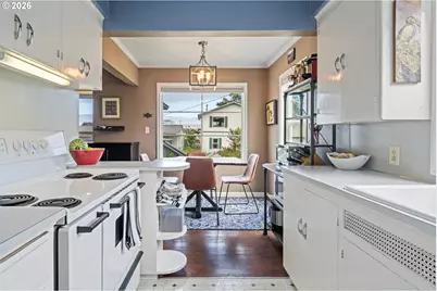 130 N Coral St, Rockaway Beach, OR 97136 - Photo 13