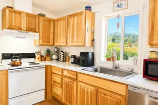 261 Bobwhite St, Roseburg, OR 97471 - Photo 5