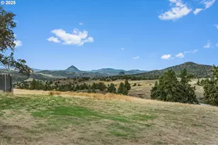 19369 E Hwy 26, Mitchell, OR 97750 - Photo 45