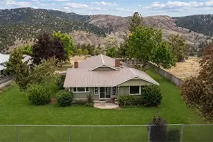 19369 E Hwy 26, Mitchell, OR 97750 - Photo 5