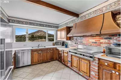 19369 E Highway 26, Mitchell, OR 97750 - Photo 11