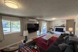 85806 Loop Ln, Eugene, OR 97405 - Photo 7