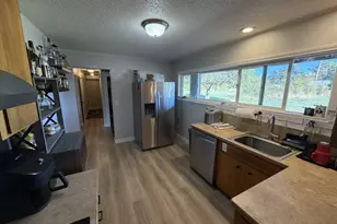 85806 Loop Ln, Eugene, OR 97405 - Photo 5