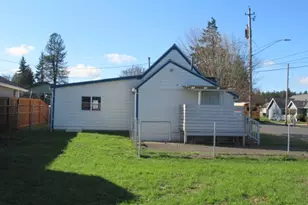 1308 SW 8th St, Dallas, OR 97338 - Photo 7