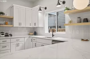 4234 SE Yamhill St, Portland, OR 97215 - Photo 11