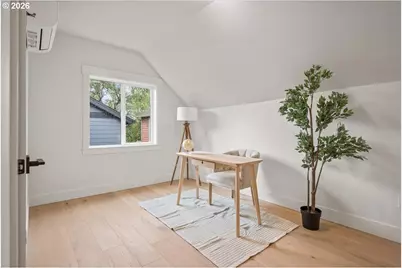 4234 SE Yamhill St, Portland, OR 97215 - Photo 17