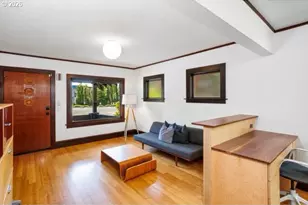2105 SE Ochoco St, Portland, OR 97222 - Photo 5