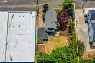 2105 SE Ochoco St, Portland, OR 97222 - Photo 33