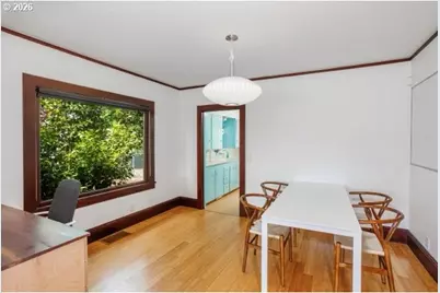 2105 SE Ochoco St, Portland, OR 97222 - Photo 7