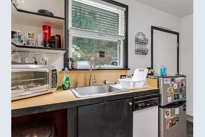 5135 NW Saint Helens Rd, Portland, OR 97210 - Photo 25