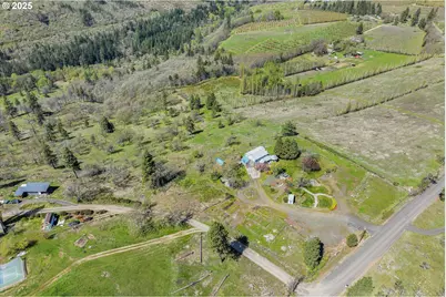 1805 Carroll Rd, Mosier, OR 97040 - Photo 3