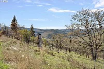 1805 Carroll Rd, Mosier, OR 97040 - Photo 39