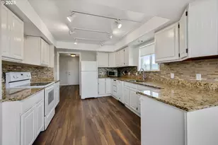 1805 Carroll Rd, Mosier, OR 97040 - Photo 17